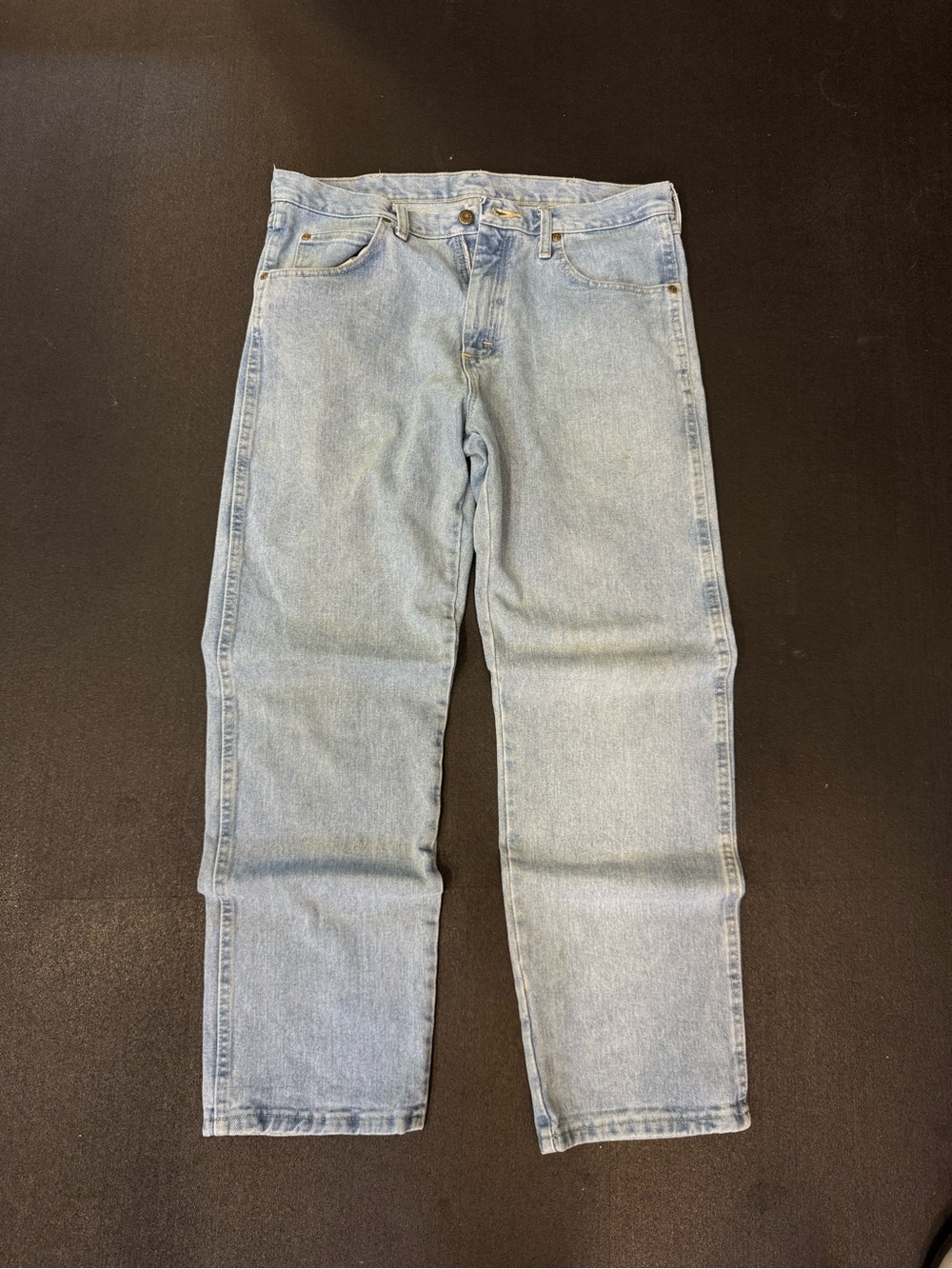 Vintage Y2K light blue distressed wrangler jeans